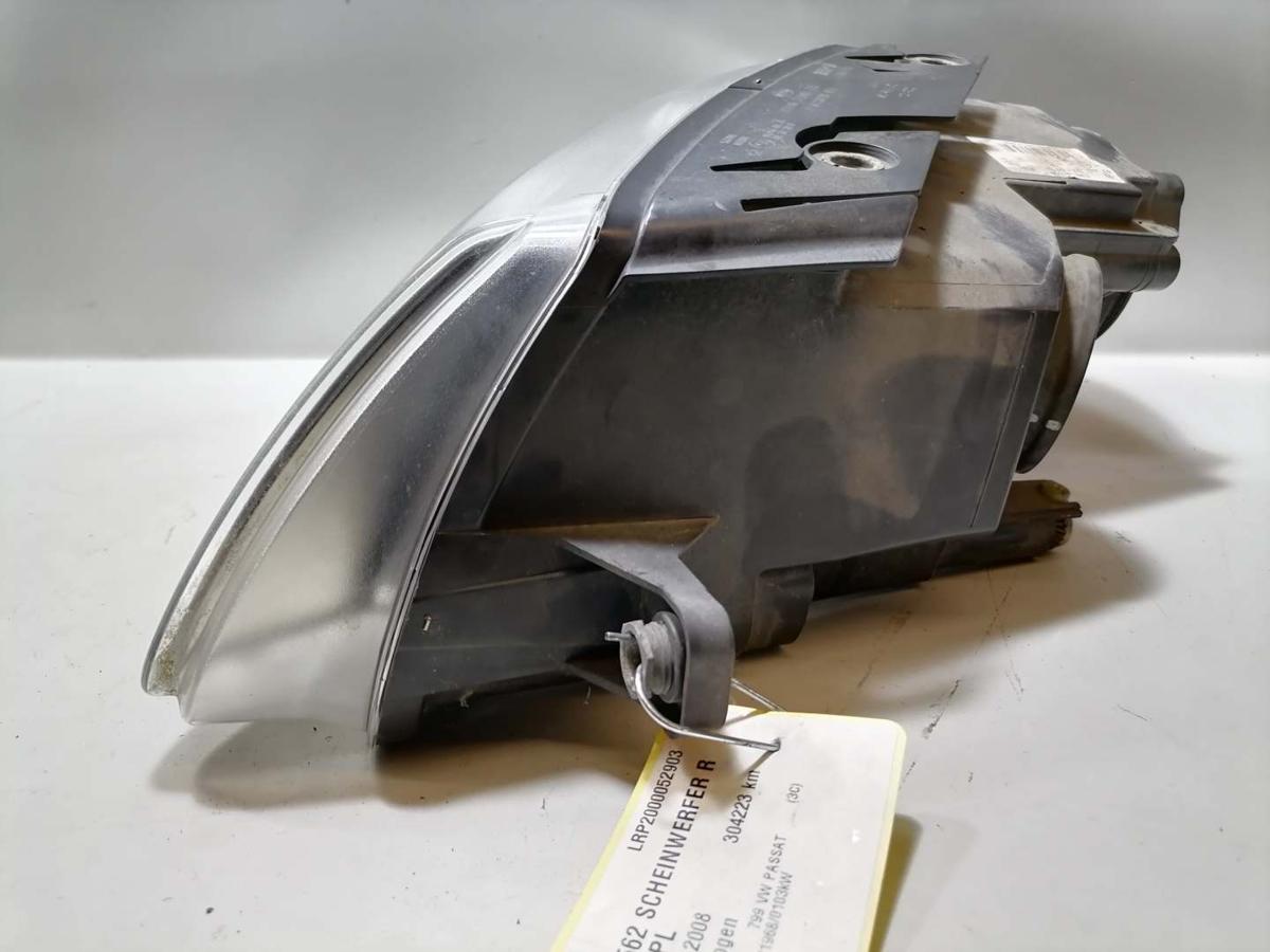 VW Passat 3C B6 original Scheinwerfer vorn rechts Halogen Bj.2008